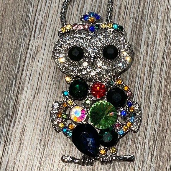 Betsey Johnson Owl Pendant Necklace - Picture 7 of 11
